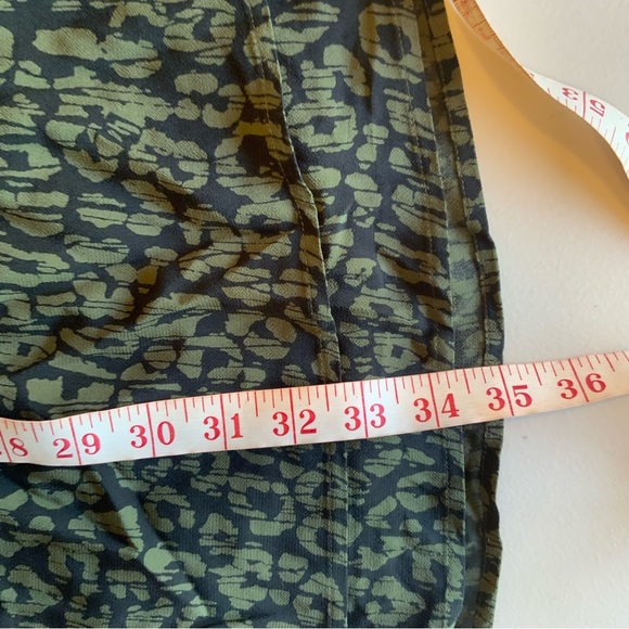 Rails Jasmine Olive Batik Cheetah long sleeve smocked waist dress Size S - Picture 9 of 11